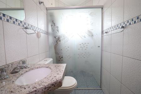 Casa à venda com 169m², 3 quartos e 5 vagasBanheiro da Suíte