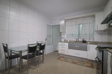Casa à venda com 169m², 3 quartos e 5 vagasCozinha