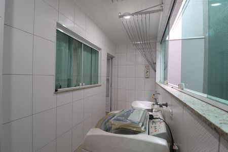 Casa à venda com 169m², 3 quartos e 5 vagasÁrea de Serviço