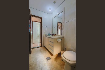 Apartamento à venda com 118m², 3 quartos e 1 vaga Apartamento à venda com 118m², 3 quartos e 1 vagaBanheiro