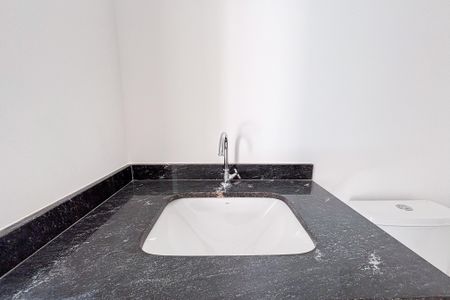 Apartamento à venda com 39m², 2 quartos e sem vaga Apartamento à venda com 39m², 2 quartos e sem vagaBanheiro