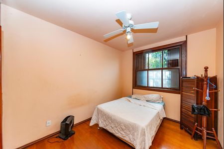 Casa à venda com 2000m², 4 quartos e 4 vagasQuarto 