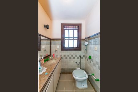 Casa à venda com 2000m², 4 quartos e 4 vagasBanheiro da Suíte 2