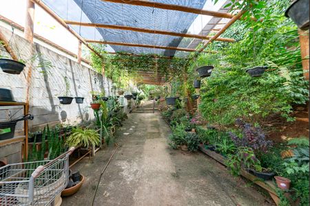 Casa à venda com 2000m², 4 quartos e 4 vagasÁrea Externa