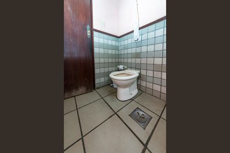 Casa à venda com 2000m², 4 quartos e 4 vagasLavabo