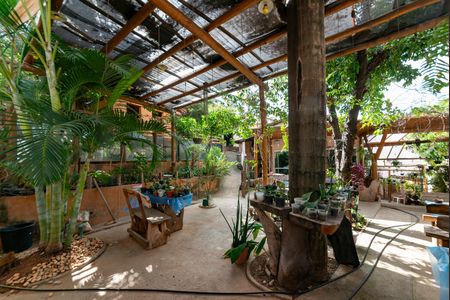 Casa à venda com 2000m², 4 quartos e 4 vagasÁrea Externa