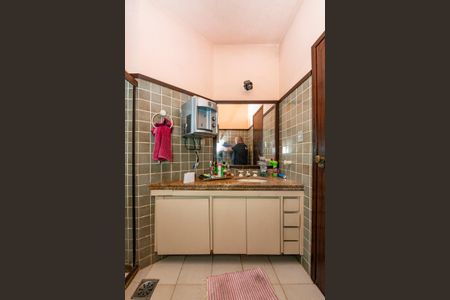 Casa à venda com 2000m², 4 quartos e 4 vagasBanheiro Social 1