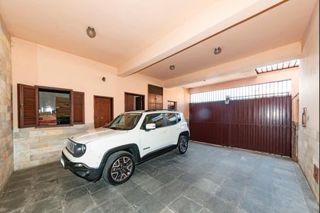 Casa à venda com 2000m², 4 quartos e 4 vagasGaragem