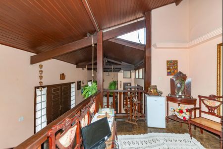 Casa à venda com 2000m², 4 quartos e 4 vagasSala 2