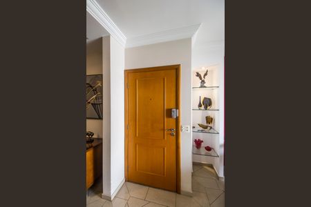 Apartamento à venda com 139m², 3 quartos e 2 vagas Apartamento à venda com 139m², 3 quartos e 2 vagasEntrada