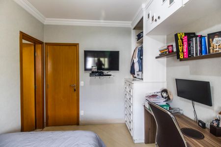 Apartamento à venda com 139m², 3 quartos e 2 vagas Apartamento à venda com 139m², 3 quartos e 2 vagasSuíte 2