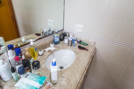 Apartamento à venda com 139m², 3 quartos e 2 vagas Apartamento à venda com 139m², 3 quartos e 2 vagasBanheiro da Suíte 2