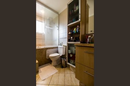 Apartamento à venda com 139m², 3 quartos e 2 vagas Apartamento à venda com 139m², 3 quartos e 2 vagasBanheiro da Suíte 1