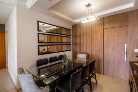 Apartamento à venda com 139m², 3 quartos e 2 vagas Apartamento à venda com 139m², 3 quartos e 2 vagasSala de Jantar
