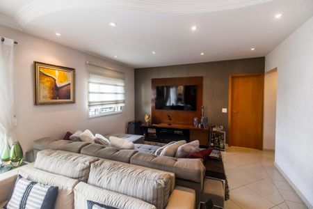 Apartamento à venda com 139m², 3 quartos e 2 vagas Apartamento à venda com 139m², 3 quartos e 2 vagasSala de TV