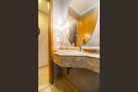 Apartamento à venda com 139m², 3 quartos e 2 vagas Apartamento à venda com 139m², 3 quartos e 2 vagasLavabo