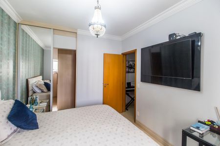 Apartamento à venda com 139m², 3 quartos e 2 vagas Apartamento à venda com 139m², 3 quartos e 2 vagasSuíte master 1