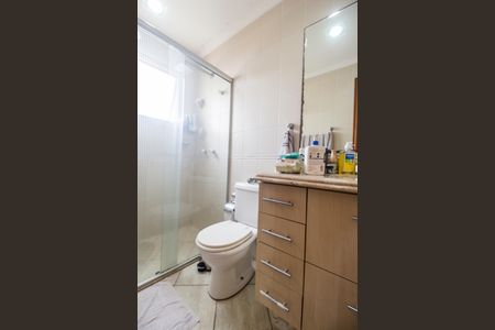 Apartamento à venda com 139m², 3 quartos e 2 vagas Apartamento à venda com 139m², 3 quartos e 2 vagasBanheiro da Suíte 2