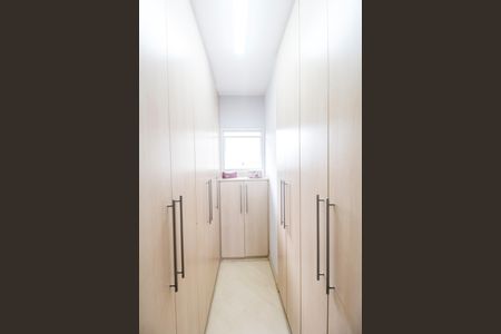 Apartamento à venda com 139m², 3 quartos e 2 vagas Apartamento à venda com 139m², 3 quartos e 2 vagasCloset da suíte 1