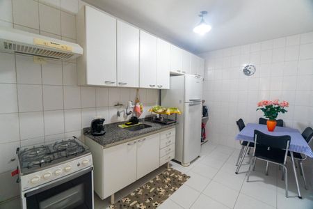 Apartamento à venda com 65m², 2 quartos e 1 vaga Apartamento à venda com 65m², 2 quartos e 1 vagaCozinha