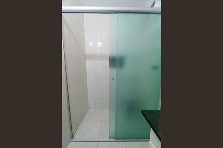 Apartamento à venda com 65m², 2 quartos e 1 vaga Apartamento à venda com 65m², 2 quartos e 1 vagaBanheiro da Suíte Detalhe