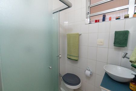 Apartamento à venda com 65m², 2 quartos e 1 vaga Apartamento à venda com 65m², 2 quartos e 1 vagaBanheiro Social