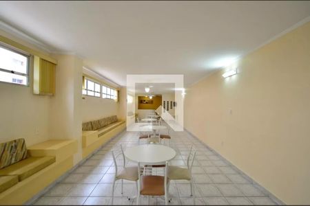 Apartamento à venda com 65m², 2 quartos e 1 vaga Apartamento à venda com 65m², 2 quartos e 1 vagaÁrea comum - Salão de festas