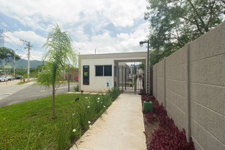 Apartamento para alugar com 46m², 2 quartos e sem vaga Apartamento para alugar com 46m², 2 quartos e sem vagaEntrada