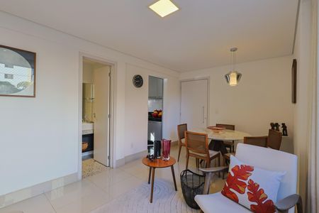 Apartamento à venda com 69m², 3 quartos e 2 vagas Apartamento à venda com 69m², 3 quartos e 2 vagasSala