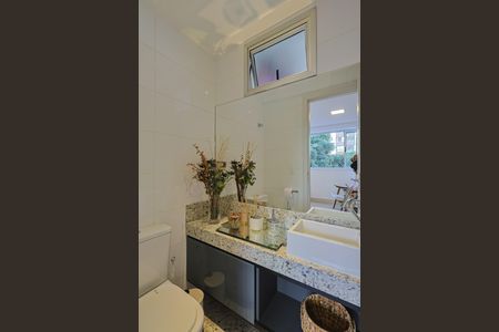 Apartamento à venda com 69m², 3 quartos e 2 vagas Apartamento à venda com 69m², 3 quartos e 2 vagasLavabo da Sala