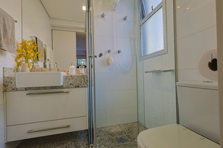 Apartamento à venda com 69m², 3 quartos e 2 vagas Apartamento à venda com 69m², 3 quartos e 2 vagasBanheiro da Suíte 2