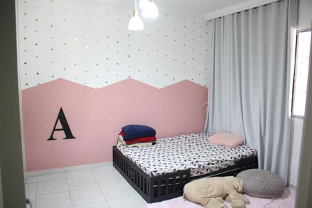 Casa à venda com 540m², 4 quartos e 8 vagasQuarto 2