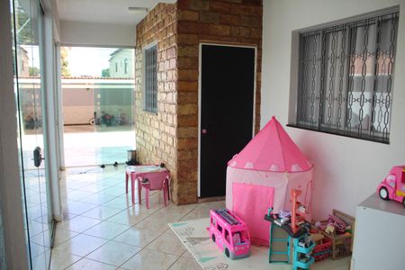 Casa à venda com 540m², 4 quartos e 8 vagasVaranda 1