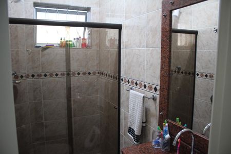 Casa à venda com 540m², 4 quartos e 8 vagasBanheiro da Suíte