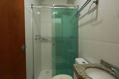 Casa à venda com 170m², 3 quartos e 4 vagasBanheiro da Suíte 3