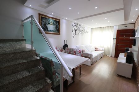 Casa à venda com 170m², 3 quartos e 4 vagasSala