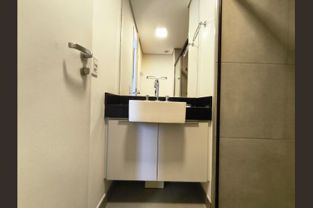 Banheiro Social de kitnet/studio para alugar com 1 quarto, 31m² em Vila Mariana, São Paulo