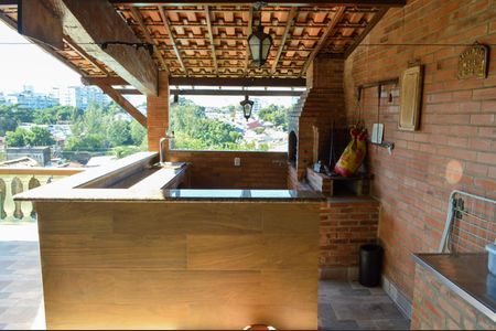 Casa à venda com 165m², 4 quartos e 2 vagas Casa à venda com 165m², 4 quartos e 2 vagasÁrea Gourmet