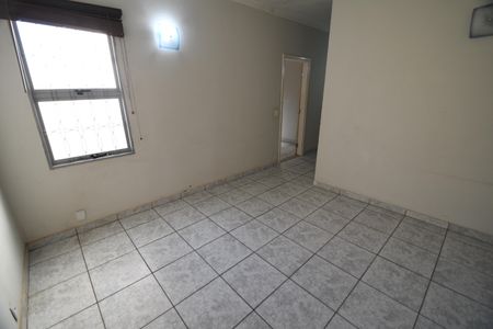 Casa à venda com 241m², 3 quartos e 1 vagaCasa 2 - Sala