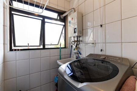 Apartamento à venda com 65m², 3 quartos e 1 vaga Apartamento à venda com 65m², 3 quartos e 1 vagaLavanderia