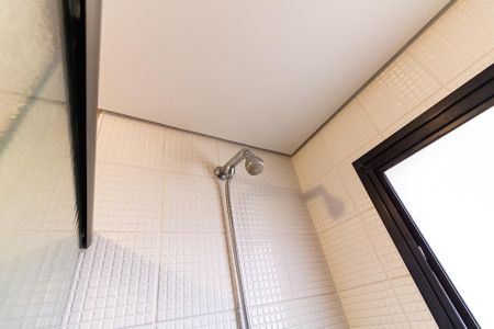 Apartamento à venda com 65m², 3 quartos e 1 vaga Apartamento à venda com 65m², 3 quartos e 1 vagaBanheiro da Suíte