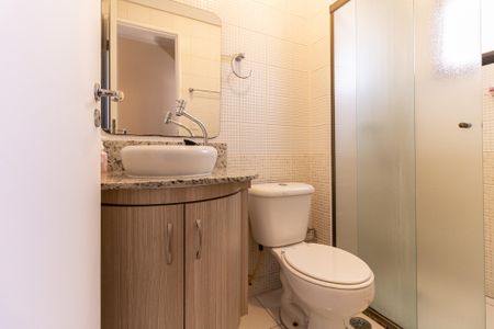 Apartamento à venda com 65m², 3 quartos e 1 vaga Apartamento à venda com 65m², 3 quartos e 1 vagaBanheiro da Suíte