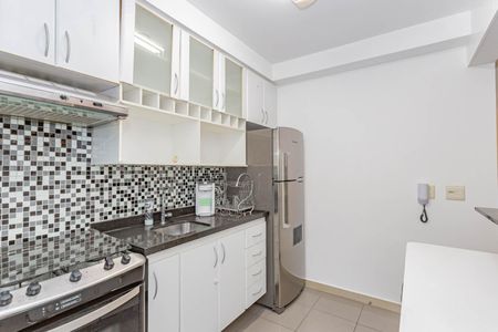 Apartamento para alugar com 77m², 2 quartos e 2 vagasCozinha