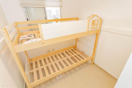 Apartamento para alugar com 77m², 2 quartos e 2 vagasQuarto