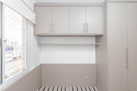 Apartamento para alugar com 77m², 2 quartos e 2 vagasSuíte