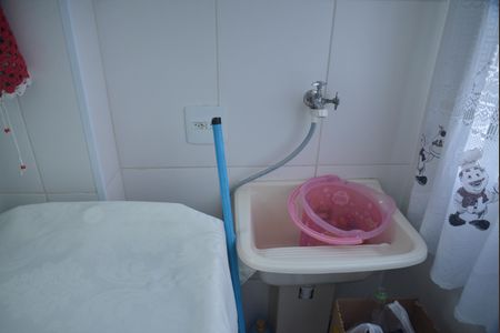 Apartamento à venda com 100m², 2 quartos e 1 vagaÁrea de Serviço