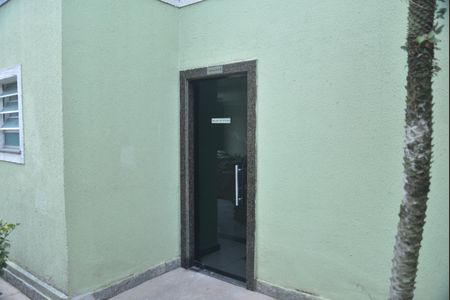 Apartamento à venda com 100m², 2 quartos e 1 vagaÁrea comum - Salão de festas