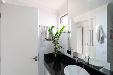 Apartamento à venda com 60m², 2 quartos e 1 vaga Apartamento à venda com 60m², 2 quartos e 1 vagaBanheiro Social