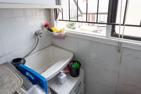 Apartamento à venda com 60m², 2 quartos e 1 vaga Apartamento à venda com 60m², 2 quartos e 1 vagaLavanderia