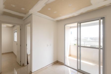 Sala de apartamento à venda com 2 quartos, 45m² em Jurubatuba, São Paulo